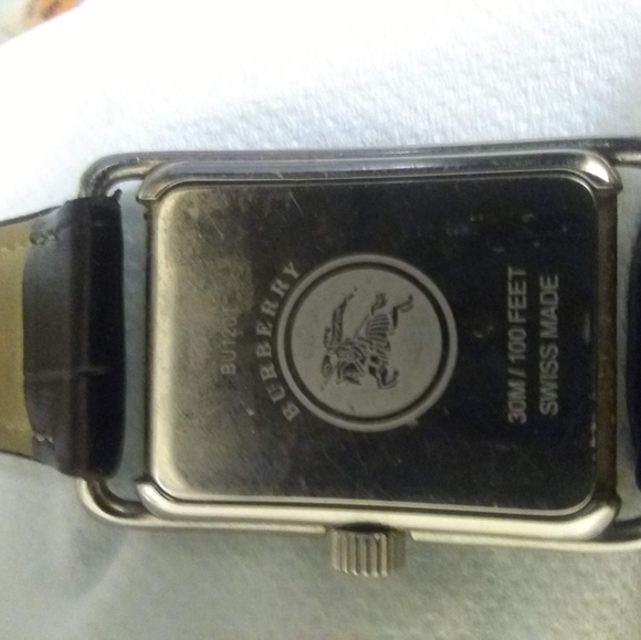 Vintage Burberry watch - Picture 8 of 10